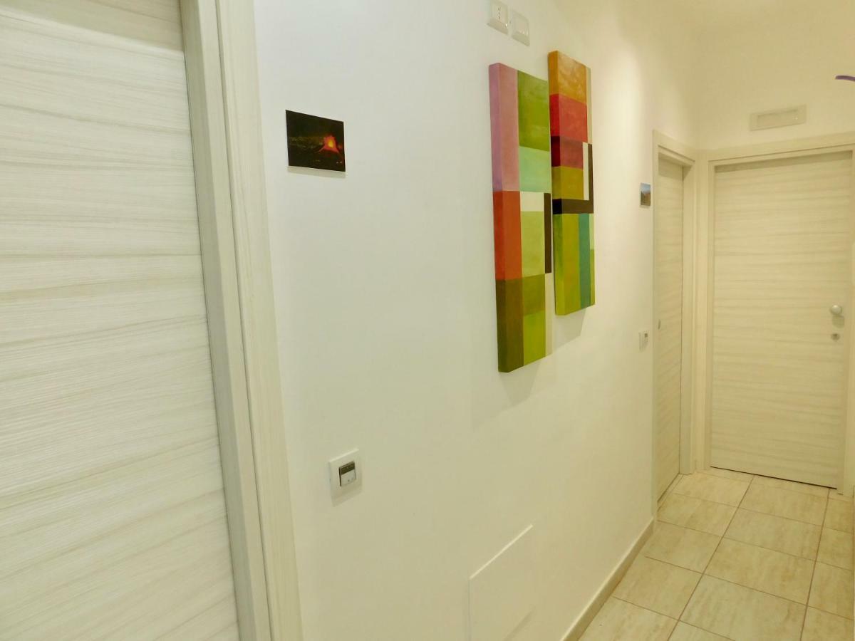 Vanilla Apartments Giardini Naxos Eksteriør billede